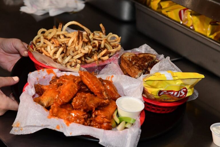 Papa Bees, the Longwood chicken wing institution, is moving